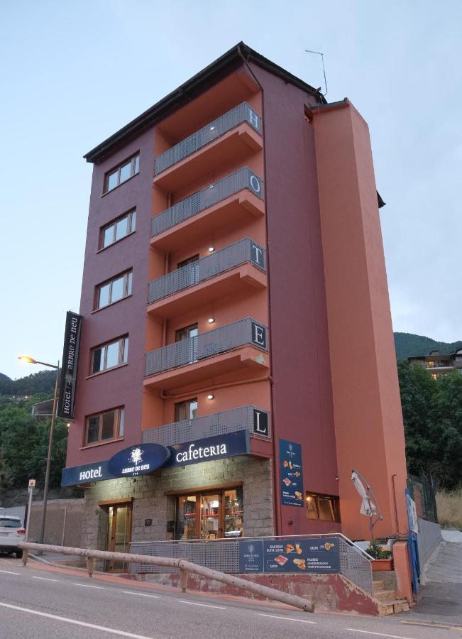 Hotel Arbre De Neu Encamp Exteriör bild